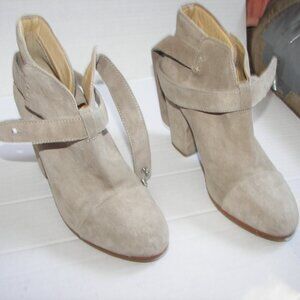 Rag and Bone women's beige suede belted ankle boots EU 37.5/US 7  with dust bag